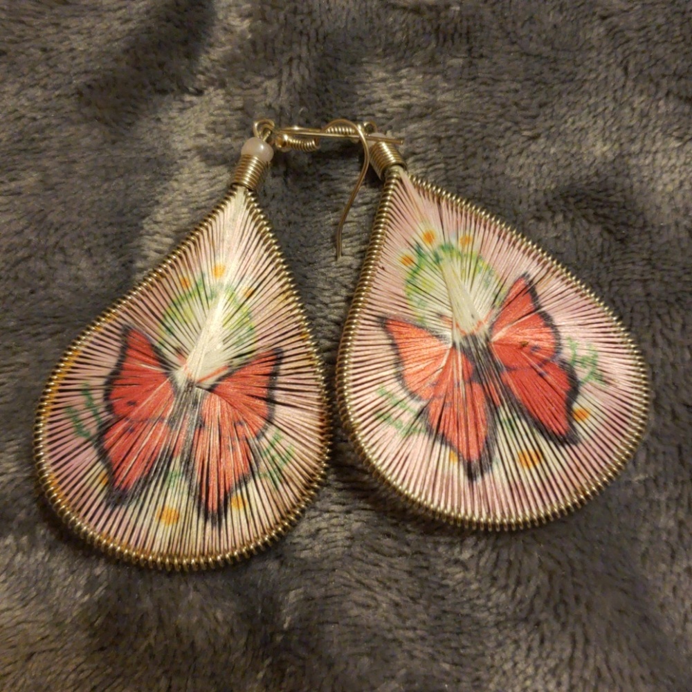 BUTTERFLY EARRINGS